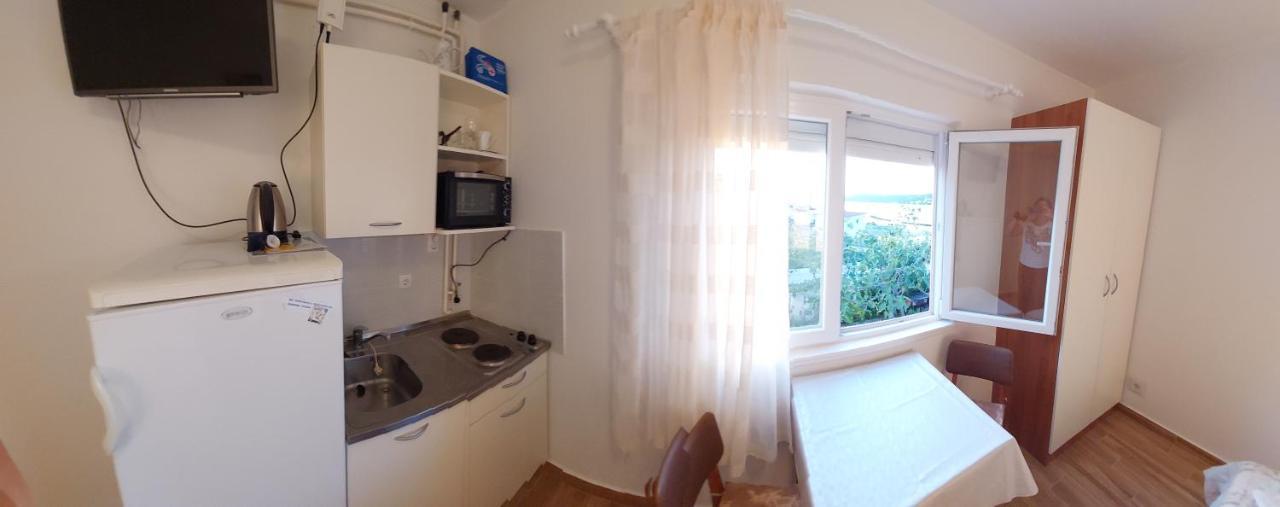 Gvacic House Apartment Supetarska Draga Ngoại thất bức ảnh
